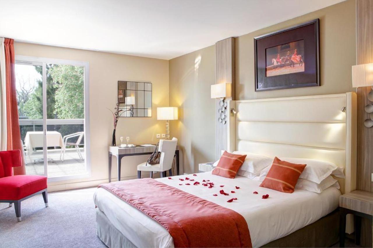 Best Western Plus Hotel Du Parc Chantilly Exterior foto